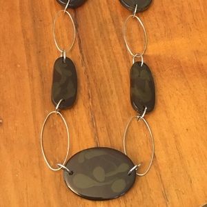 Green Faux Amber Necklace 🎉2 for $7🎉